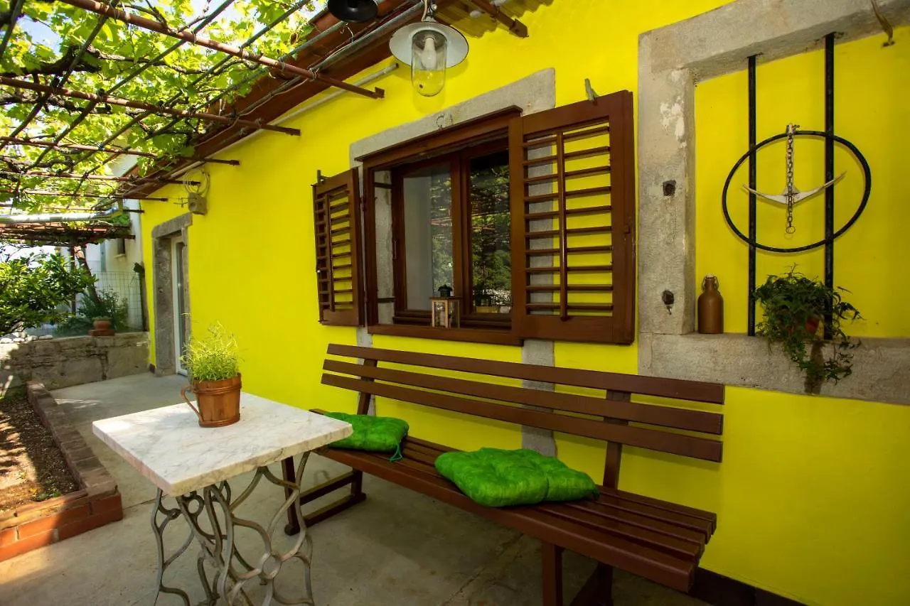 Holiday House Nono Labin